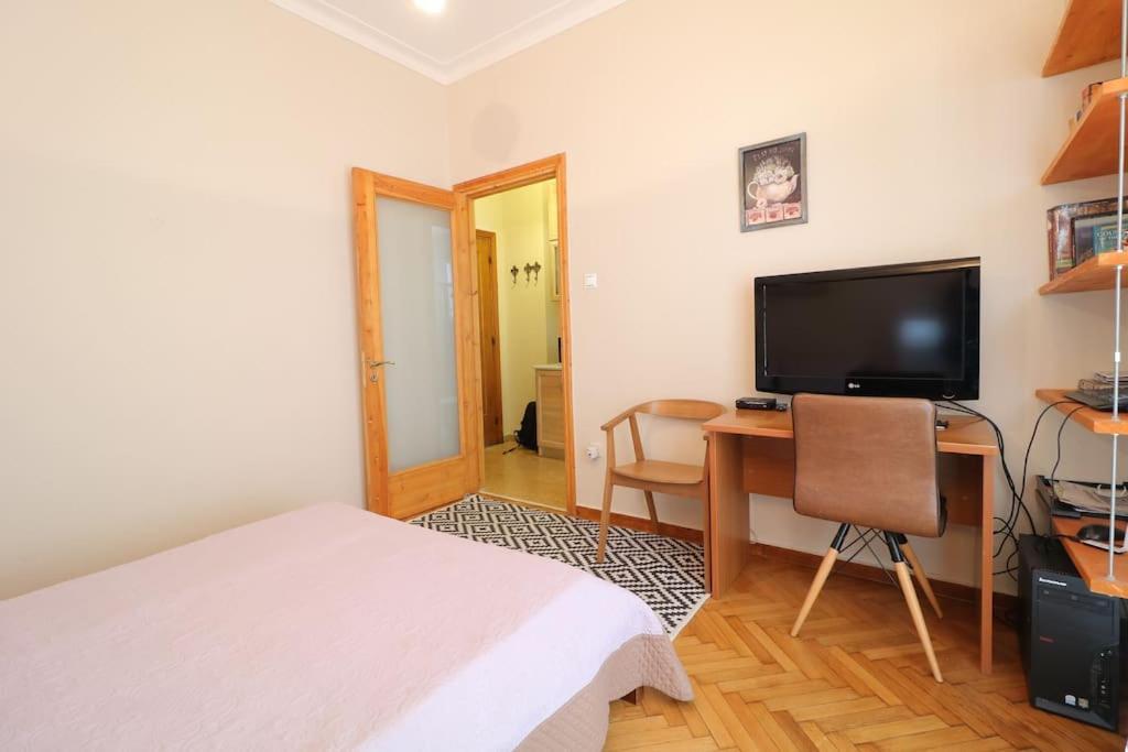 Restful Apartment - Syntagma Square Афіни Екстер'єр фото